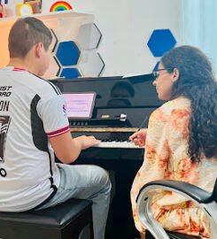 Clases de piano y guitarra